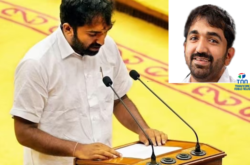  ചാണ്ടി ഉമ്മൻ എംഎൽഎയായി സത്യപ്രതിജ്ഞ ചെയ്തു.