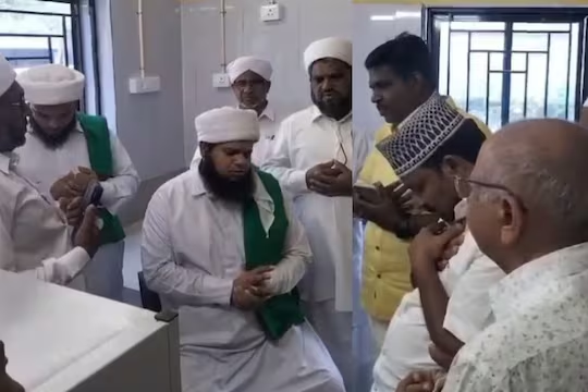  ഉദ്ഘാടനദിവസത്തെ പ്രാർത്ഥനയിൽ പൊലീസ് കേസ്