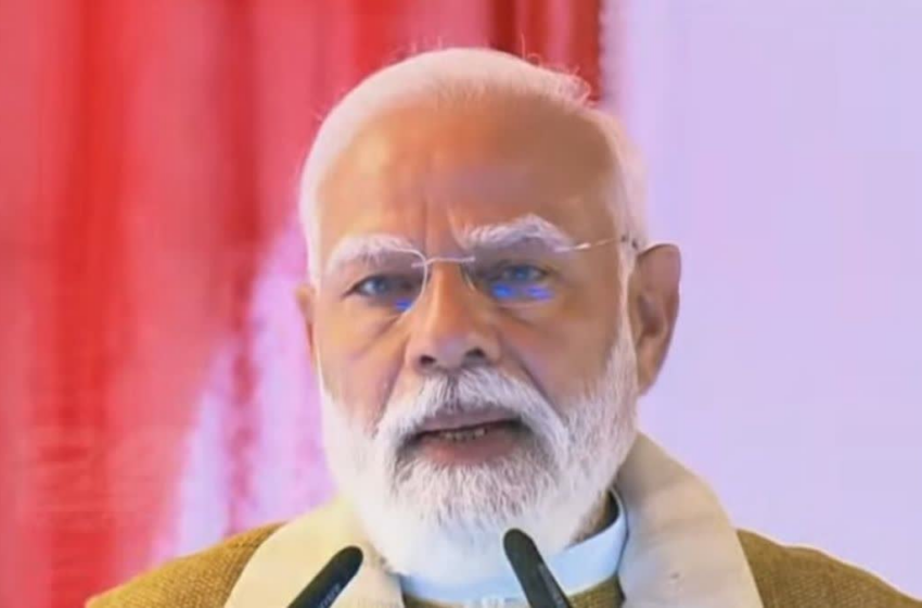  കേരളത്തിന് വികസനത്തിന്റെ കൈനീട്ടം; അമൃത് ഭാരത് ട്രെയിനുകളും സ്വനിധി ക്രെഡിറ്റ് കാർഡും ഉദ്ഘാടനം ചെയ്ത് പ്രധാനമന്ത്രി