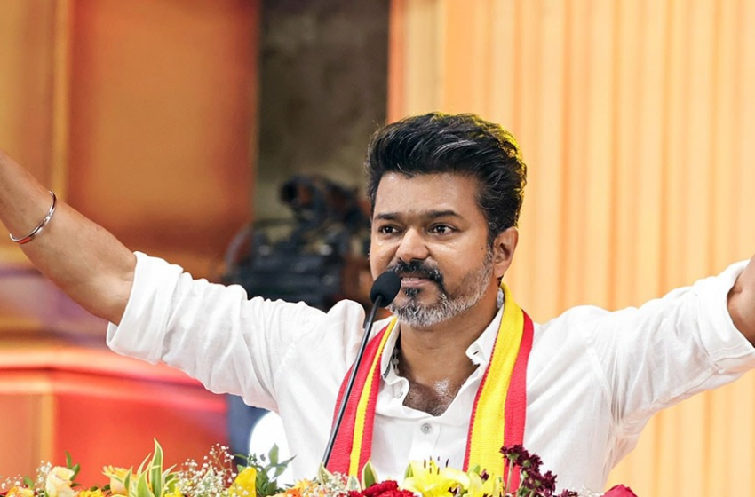  ഡിഎംകെ സർക്കാരിനെ താഴെയിറക്കാൻ ആഹ്വാനം ചെയ്ത് വിജയ്; തമിഴ്നാട്ടിൽ രാഷ്ട്രീയ പോരാട്ടം കടുക്കുന്നു