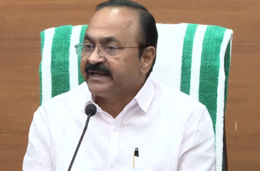  പിഎം ശ്രീ പദ്ധതിയുമായി മുന്നോട്ടുപോകാൻ സർക്കാർ  ; നിലപാട് വ്യക്തമാക്കാൻ മന്ത്രിസഭ ഉപസമിതി എന്ന് മുഖ്യമന്ത്രി വി.ഡി. സതീശൻ