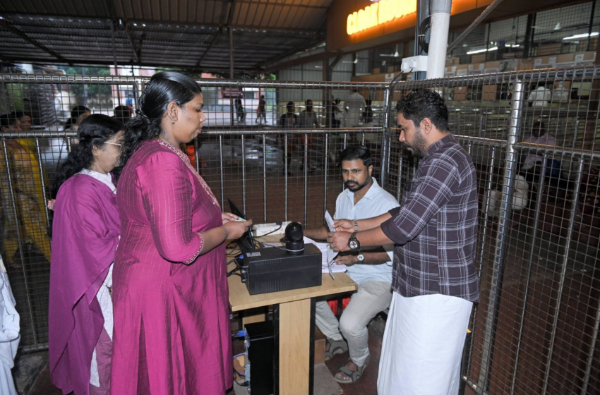  ഗുരുവായൂരിൽ വെർച്വൽ ക്യൂ ദർശനം വിജയം: ആദ്യ രണ്ട് ദിനങ്ങളിൽ മൂവായിരത്തിലേറെ ഭക്തർ ദർശനം നടത്തി